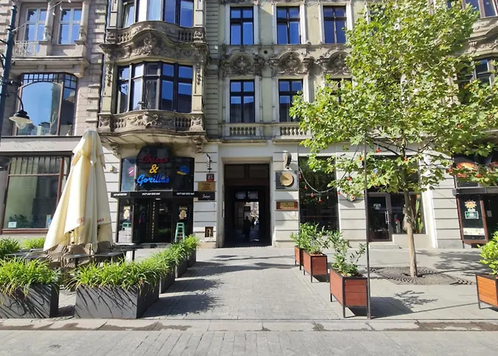 Apartment In The Strict City Centre