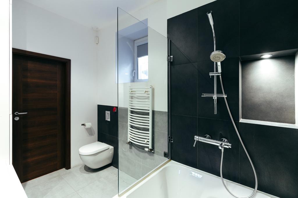 In The Strict City Centre Apartment *