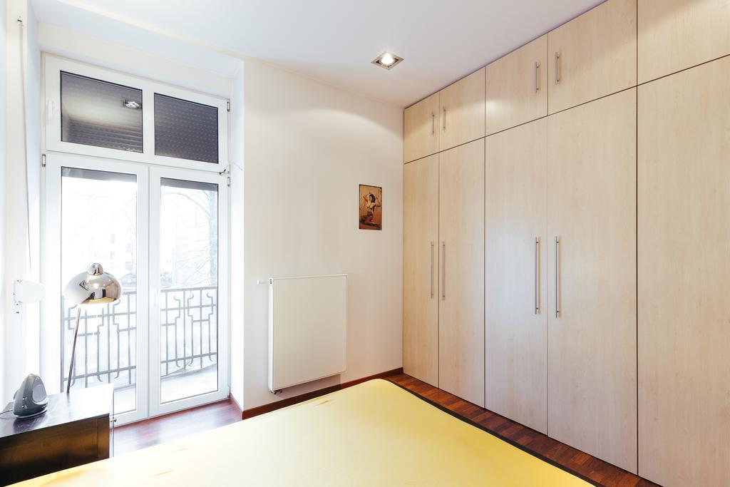 In The Strict City Centre Apartment *